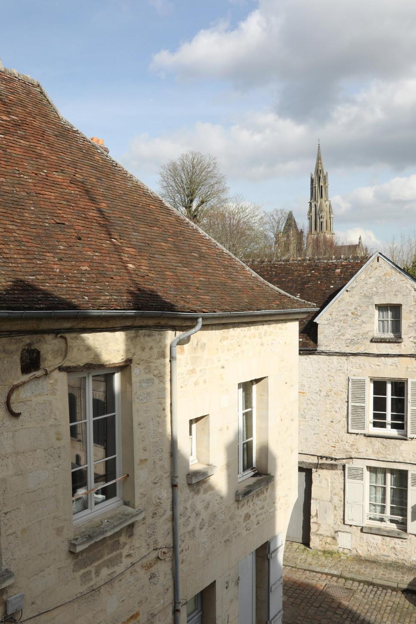 Lavarande By La Boite En * Senlis (Oise)
